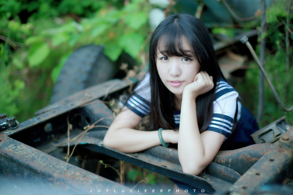 清新校服女生的清凉夏日校花美女户外摄影图集,清纯美女,