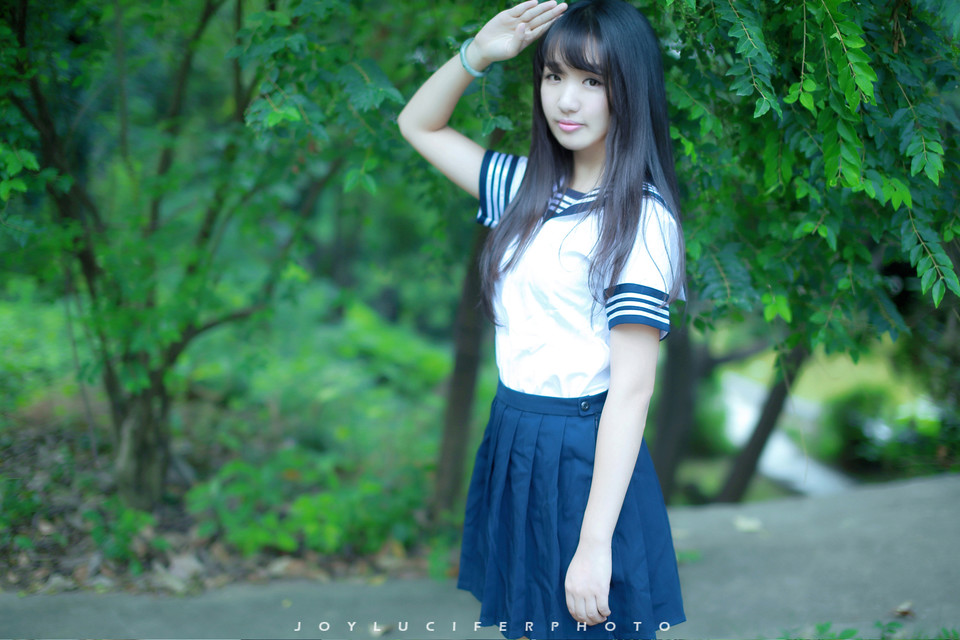 清新校服女生的清凉夏日校花美女户外摄影图集,清纯美女,