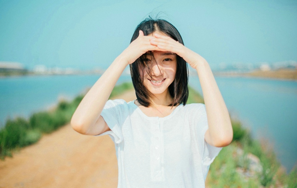 文艺小清新妹子夏天治愈系写真高清图集	,清纯美女,