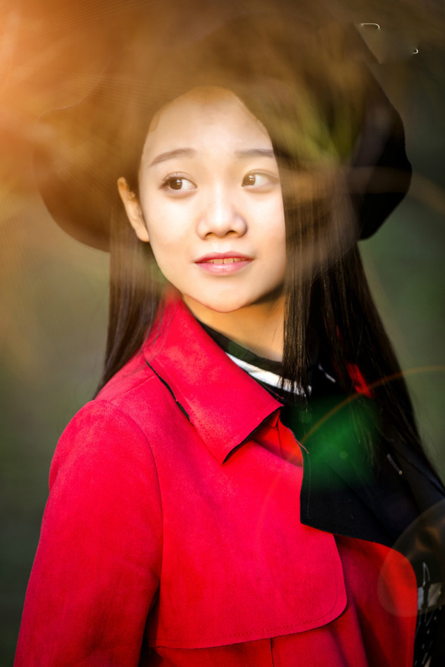 气质优雅美女丛林采风大胆唯美高清写真	,清纯美女,