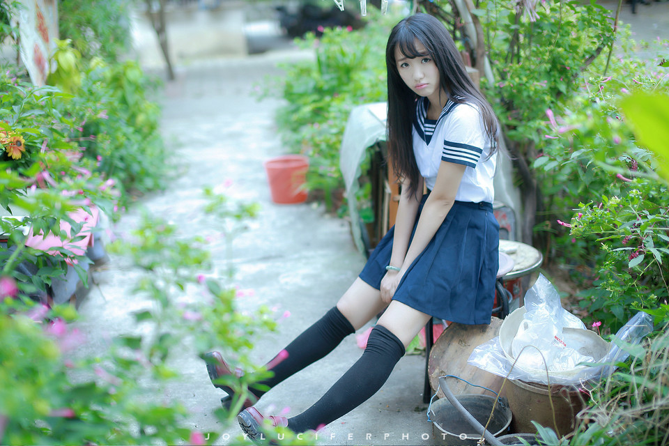 清新校服女生的清凉夏日校花美女户外摄影图集	,清纯美女,