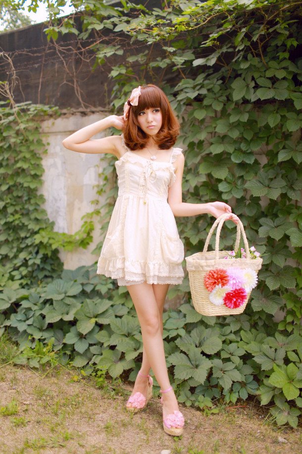 果园里蝴蝶结mm甜美写真高清户外图集,清纯美女,