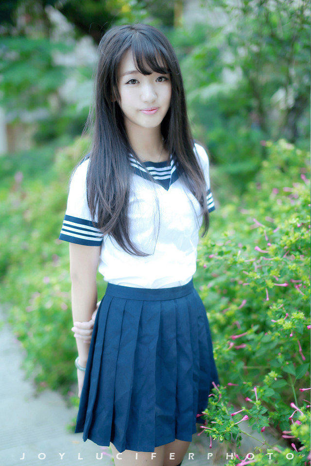 清新校服女生的清凉夏日校花美女户外摄影图集,清纯美女	,