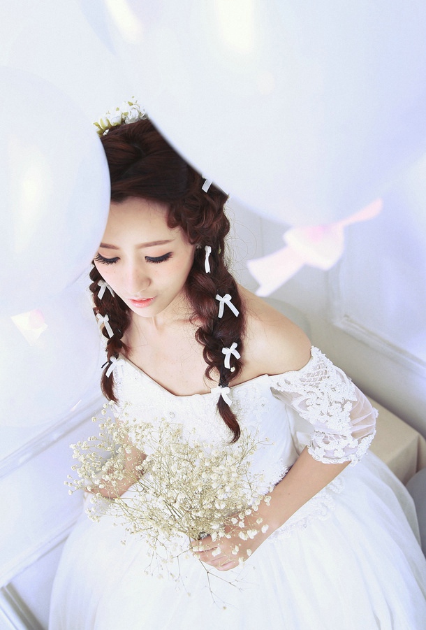 优美的花仙子让你犹进梦境唯美清新写真照,清纯美女	,
