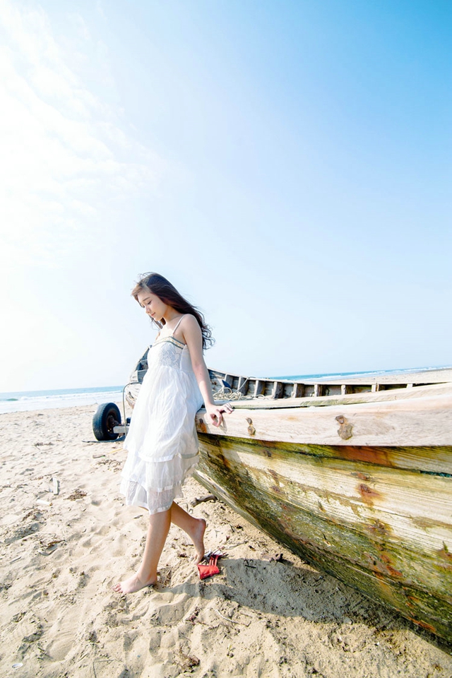 清纯美女长裙海边甜美小性感高清图片,清纯美女,