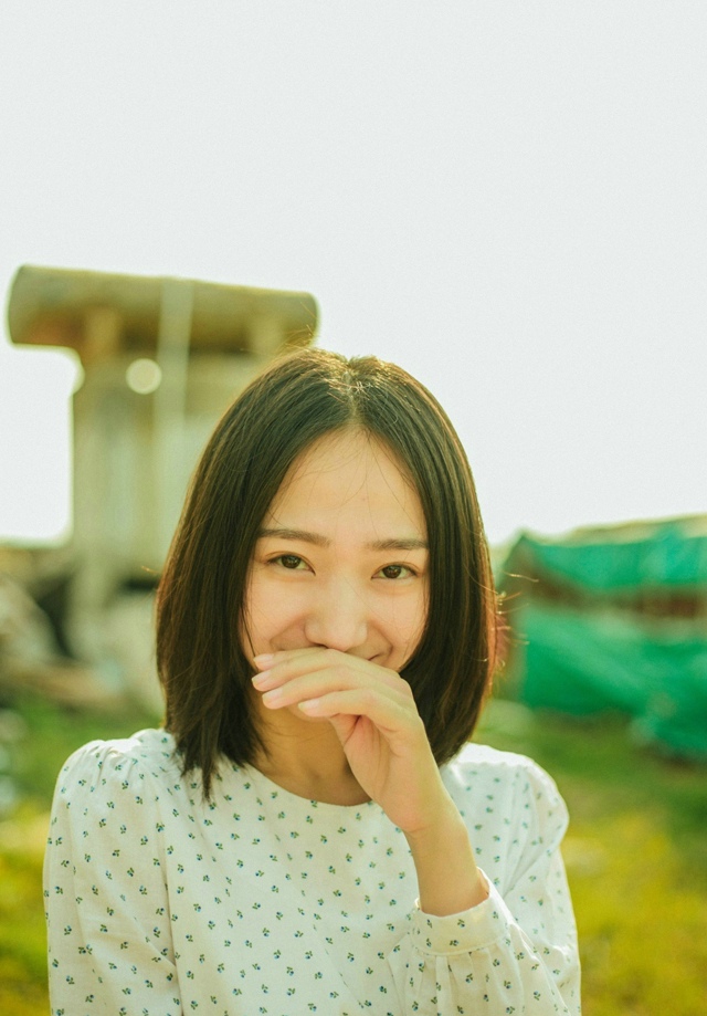 文艺小清新妹子夏天治愈系写真高清图集,清纯美女	,