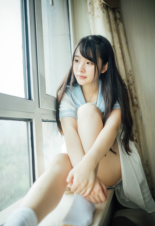 可爱少女居家私房照写真图片下载	,清纯美女,