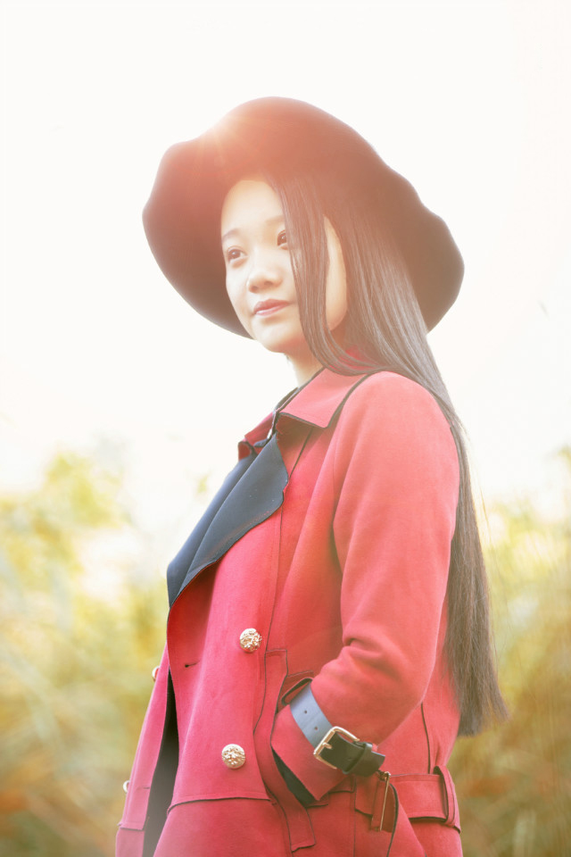 气质优雅美女丛林采风大胆唯美高清写真,清纯美女,