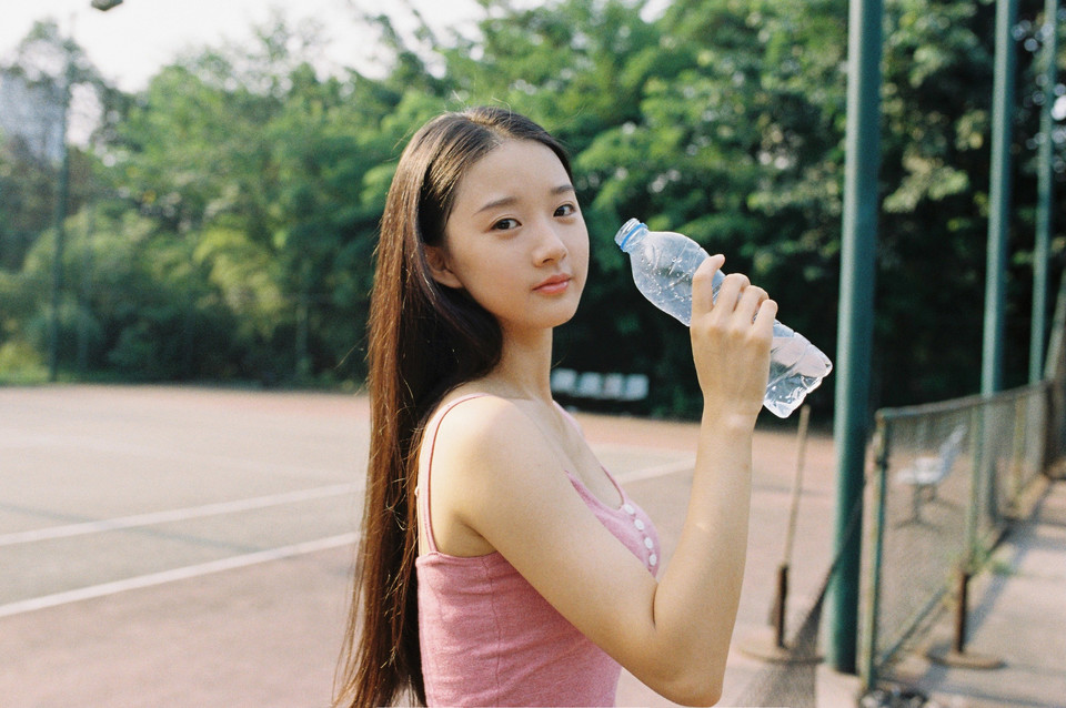 网球美女有着傲人的上围性感写真照,清纯美女,