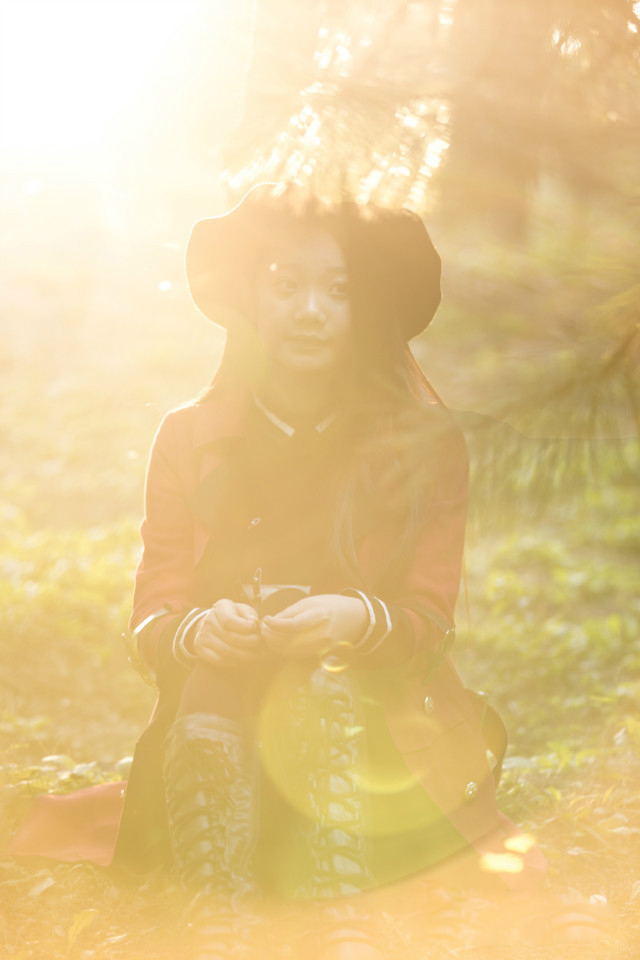 气质优雅美女丛林采风大胆唯美高清写真	,清纯美女,