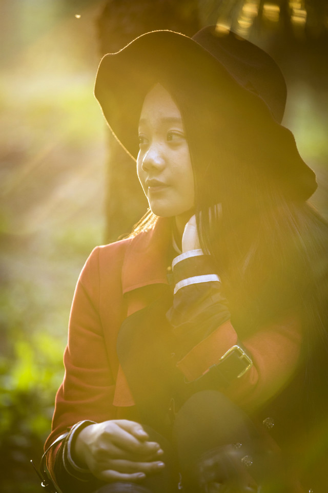 气质优雅美女丛林采风大胆唯美高清写真	,清纯美女,