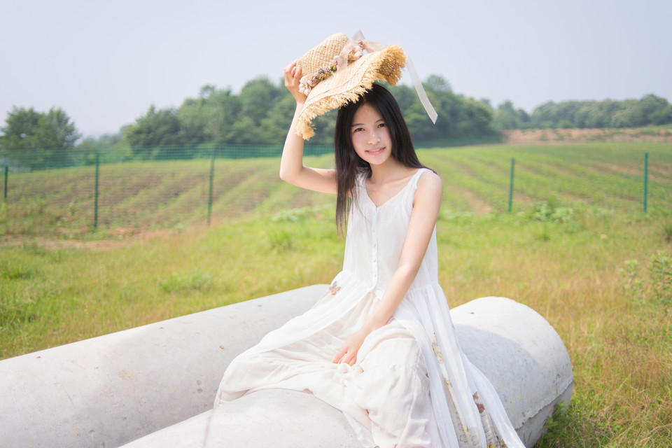 夏天的风轻轻的拂过你脸庞高清户外写真,清纯美女,