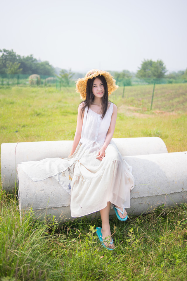 夏天的风轻轻的拂过你脸庞高清户外写真,清纯美女,