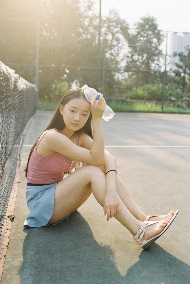 网球美女有着傲人的上围性感写真照,清纯美女	,