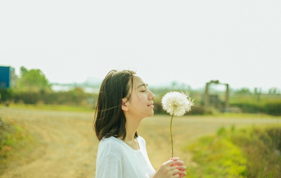 文艺小清新妹子夏天治愈系写真高清图集,清纯美女	,